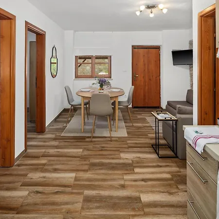 Vakantiehuis Lovely In With House A Panoramic View *