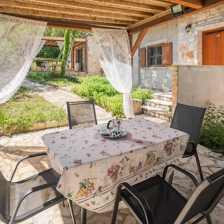 Vakantiehuis Lovely In With House A Panoramic View